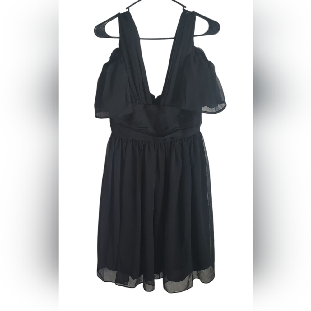 FRENCH CONNECTION SIZE 4 Elegant Black Women's Dress. FEMININE WITH SOME EDGE